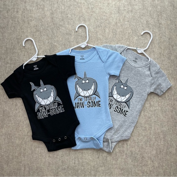Artminds Other - NWOT Baby ArtMinds I'm Totally JawSome Cotton Onesie  3-6 m, 6-9 m (set of 3)